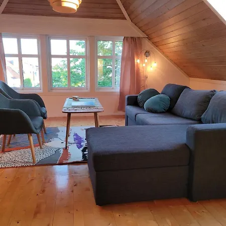 Apartment And Cozy With A Veranda *