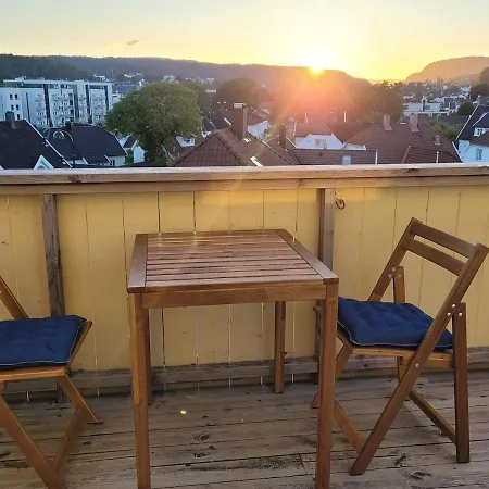 Apartment And Cozy With A Veranda Kristiansand