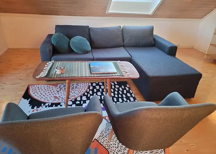 And Cozy With A Veranda Kristiansand
