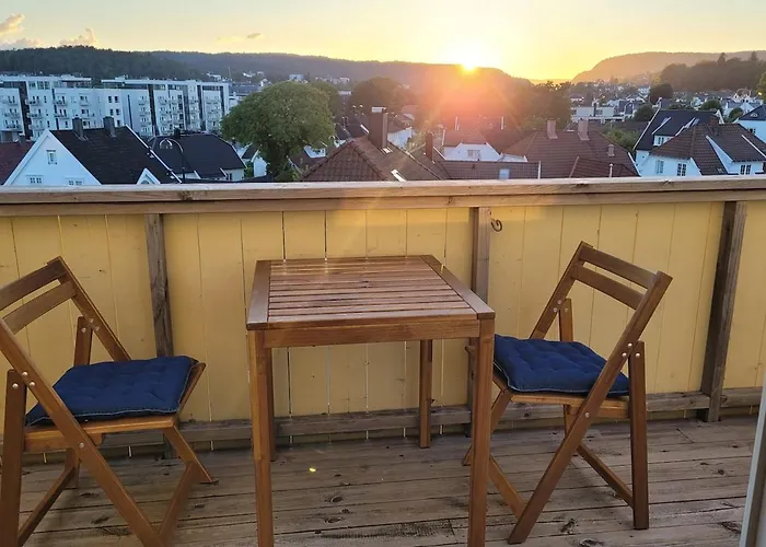 Appartamento And Cozy With A Veranda Kristiansand