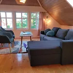 Διαμέρισμα And Cozy With A Veranda *