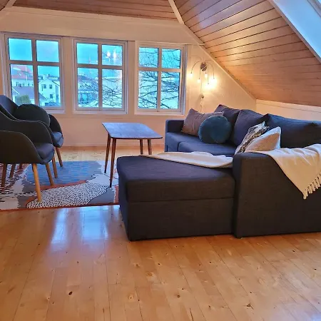 Διαμέρισμα And Cozy With A Veranda